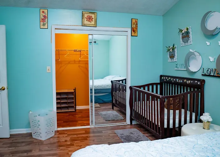 Guest House *